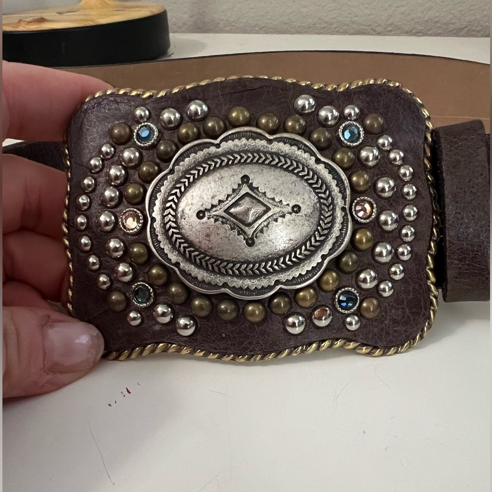 Streets Ahead | Brown Leather Belt Western Rhinestone Buckle Sz L